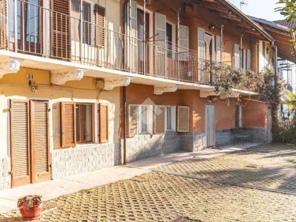 casa semindipendente in vendita a Ciriè in zona Devesi