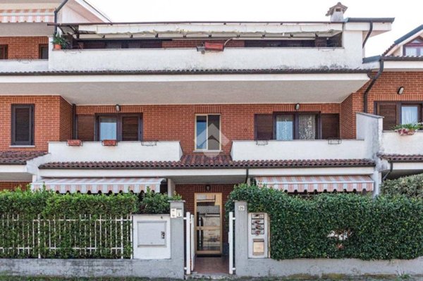 appartamento in vendita a Ciriè in zona Devesi