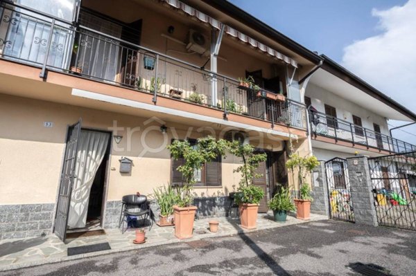 casa indipendente in vendita a Ciriè in zona Vastalla