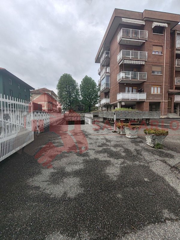 box auto in vendita a Ciriè