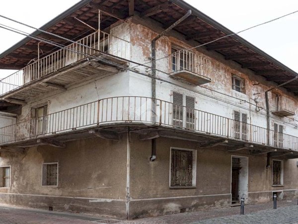 casa indipendente in vendita a Ciriè