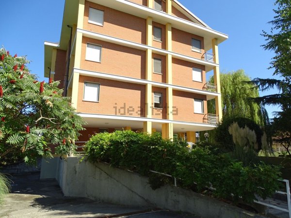 appartamento in vendita a Ciriè in zona Devesi