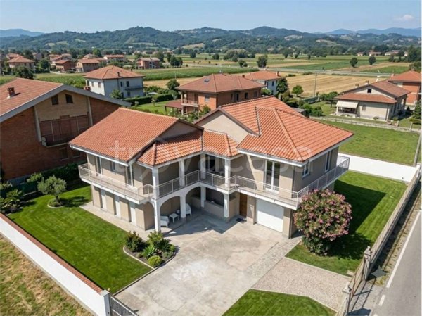 appartamento in vendita a Ciriè in zona Devesi