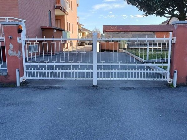 negozio in vendita a Ciriè