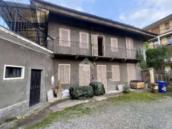 casa indipendente in vendita a Ciriè