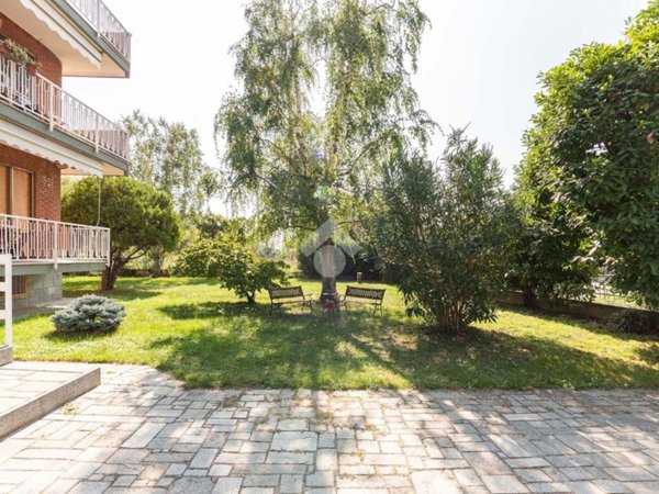 appartamento in vendita a Ciriè in zona Devesi