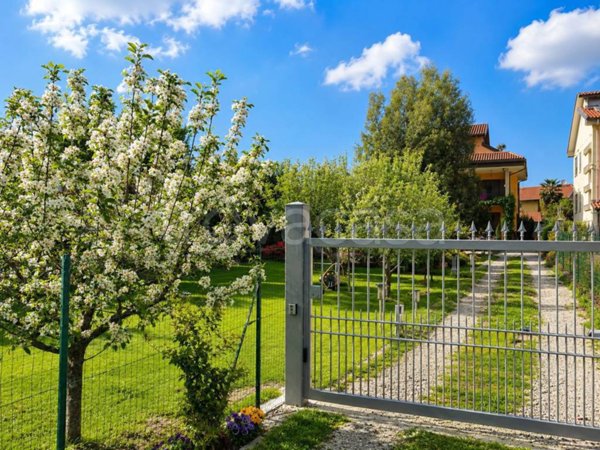 casa indipendente in vendita a Ciriè