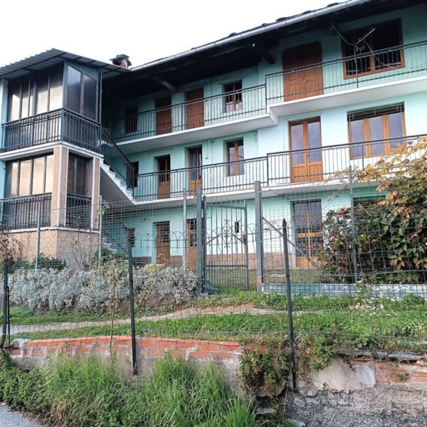 casa indipendente in vendita a Coassolo Torinese in zona San Pietro