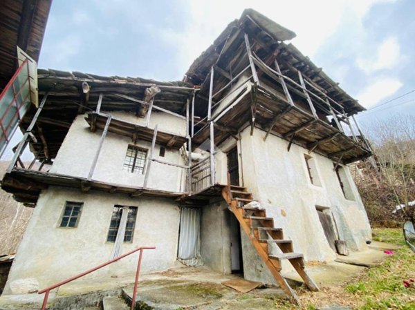 casale in vendita a Coassolo Torinese in zona Vietti