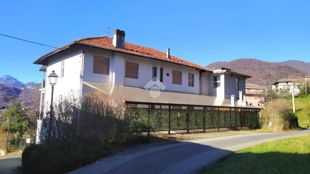 negozio in vendita a Coassolo Torinese in zona San Pietro