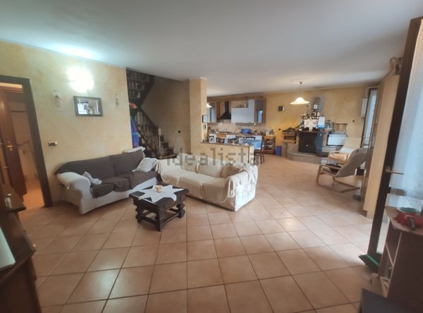 casa indipendente in vendita a Coassolo Torinese in zona San Pietro