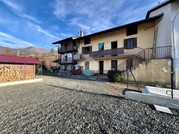 casa semindipendente in vendita a Coassolo Torinese in zona San Pietro