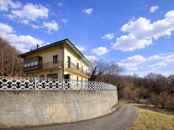 casa indipendente in vendita a Coassolo Torinese in zona Benne