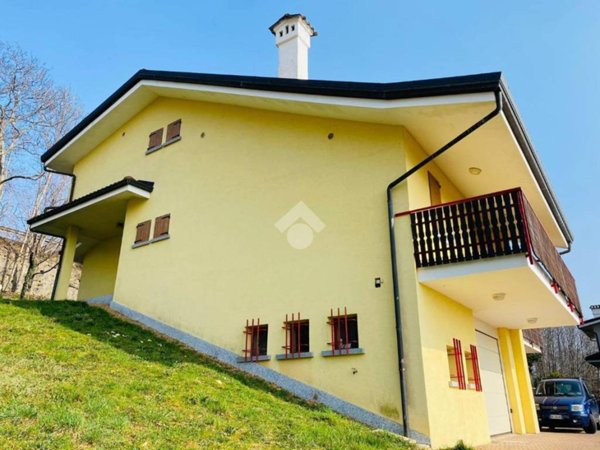 casa indipendente in vendita a Coassolo Torinese in zona San Pietro