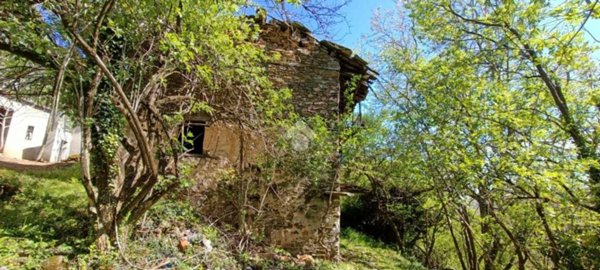 casale in vendita a Coassolo Torinese in zona Vietti