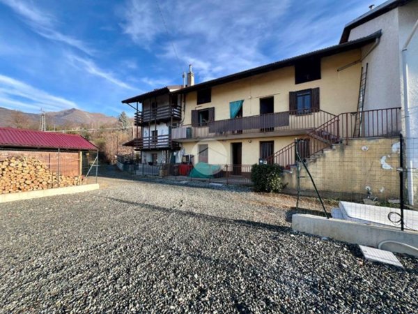 casa semindipendente in vendita a Coassolo Torinese in zona San Pietro