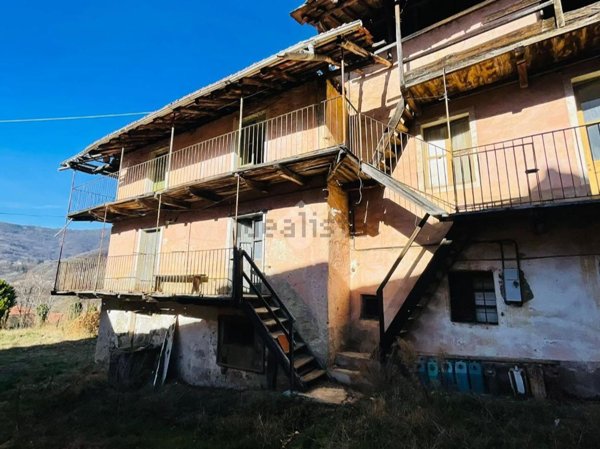 casa semindipendente in vendita a Coassolo Torinese in zona San Pietro