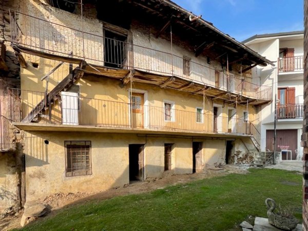 casa indipendente in vendita a Coassolo Torinese in zona San Pietro