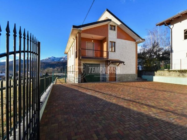 appartamento in vendita a Coazze