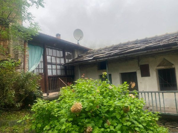 casa indipendente in vendita a Coazze