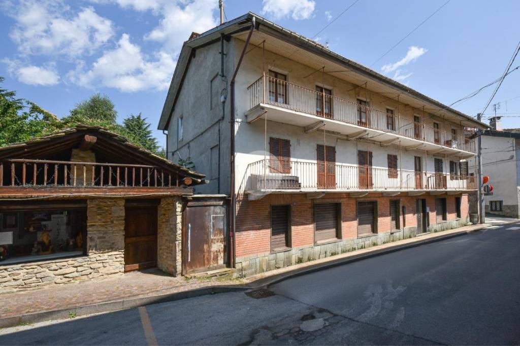 casa indipendente in vendita a Coazze