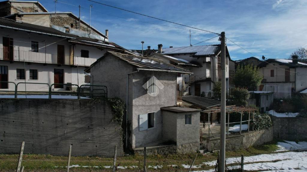 casa indipendente in vendita a Coazze