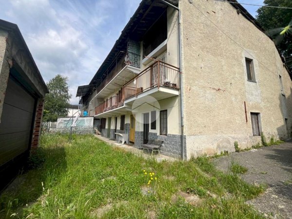 casa semindipendente in vendita a Coazze