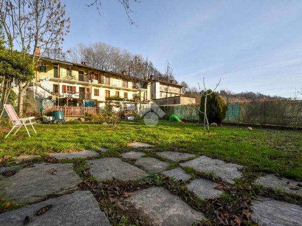 casa semindipendente in vendita a Coazze