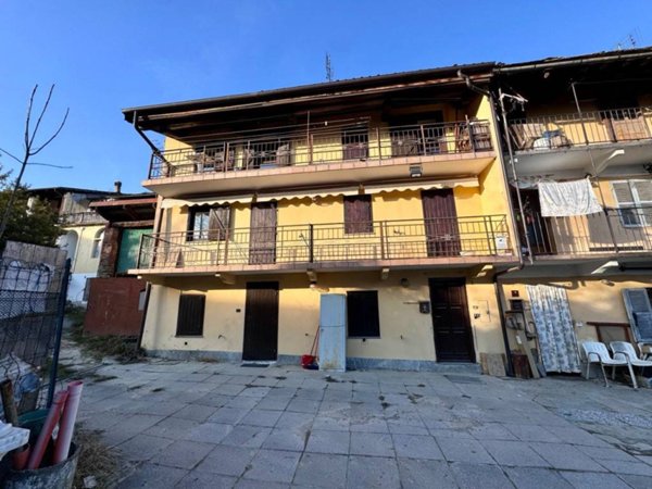 casa indipendente in vendita a Coazze