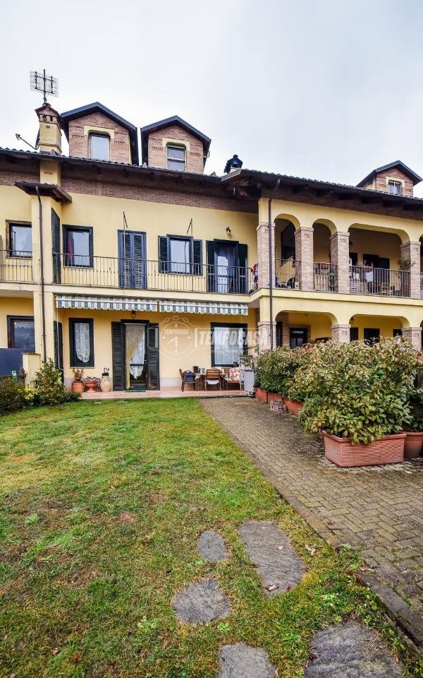 appartamento in vendita a Coazze