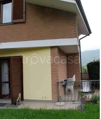 casa indipendente in vendita a Coazze