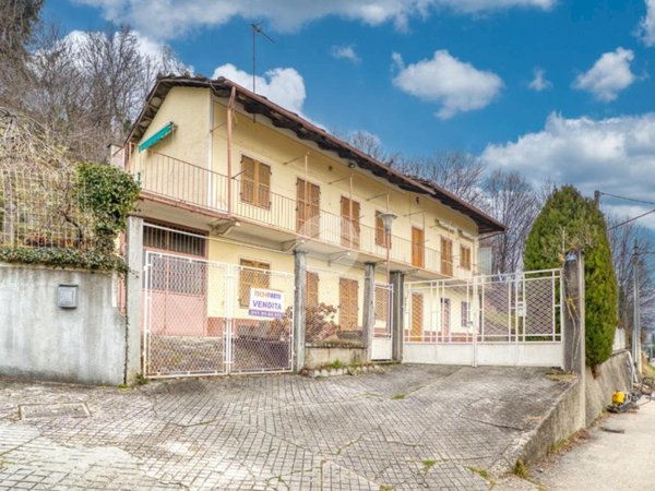 casa indipendente in vendita a Coazze