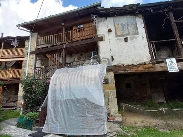 casa indipendente in vendita a Coazze