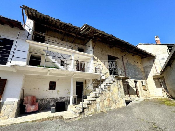 appartamento in vendita a Coazze
