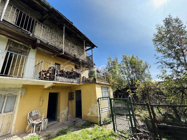 casa indipendente in vendita a Coazze