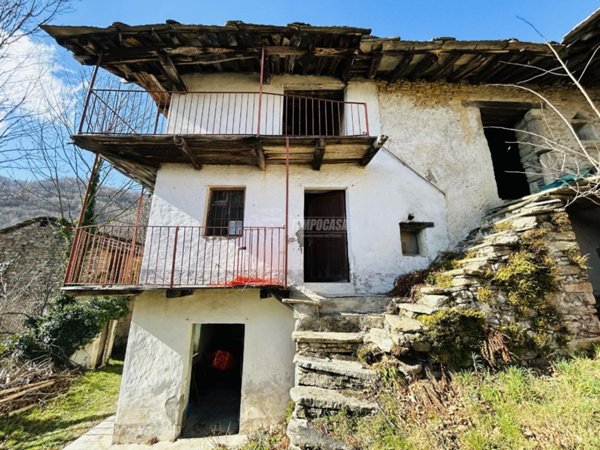 casa indipendente in vendita a Coazze
