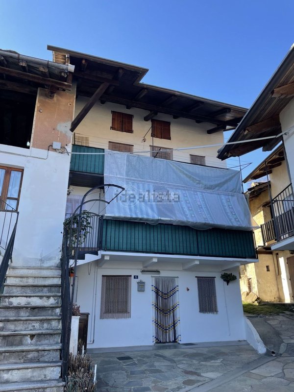 appartamento in vendita a Coazze