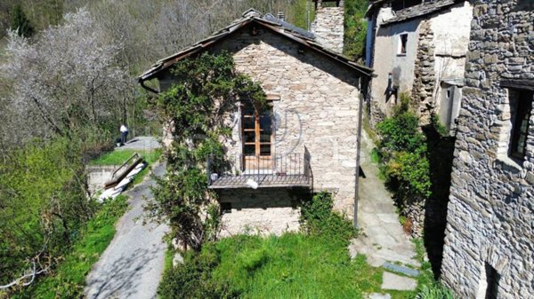 casa indipendente in vendita a Coazze