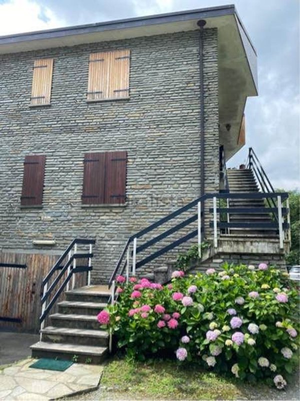 appartamento in vendita a Coazze