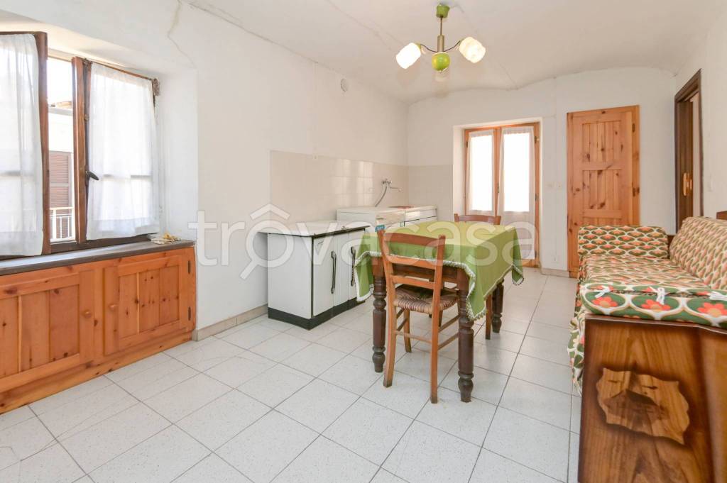 casa indipendente in vendita a Coazze