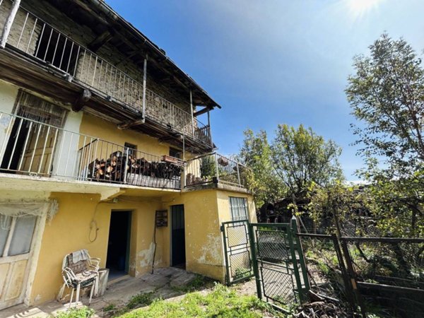 casa indipendente in vendita a Coazze