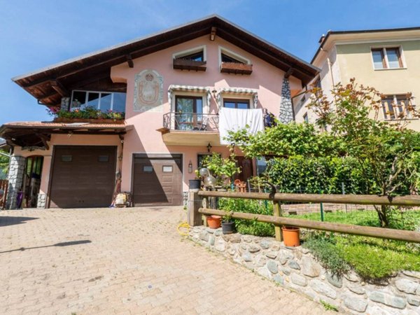 casa indipendente in vendita a Coazze