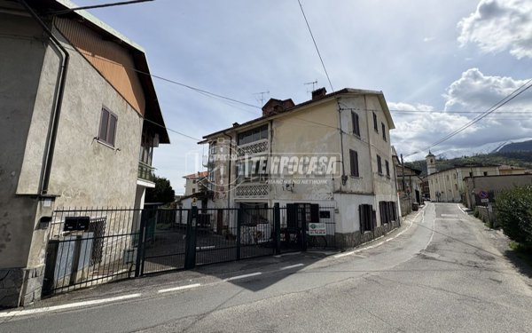 appartamento in vendita a Coazze