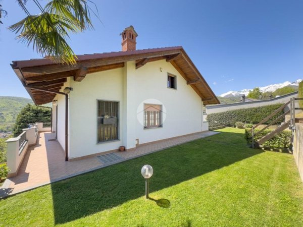 casa indipendente in vendita a Coazze