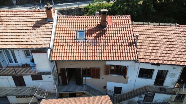 casa indipendente in vendita a Coazze