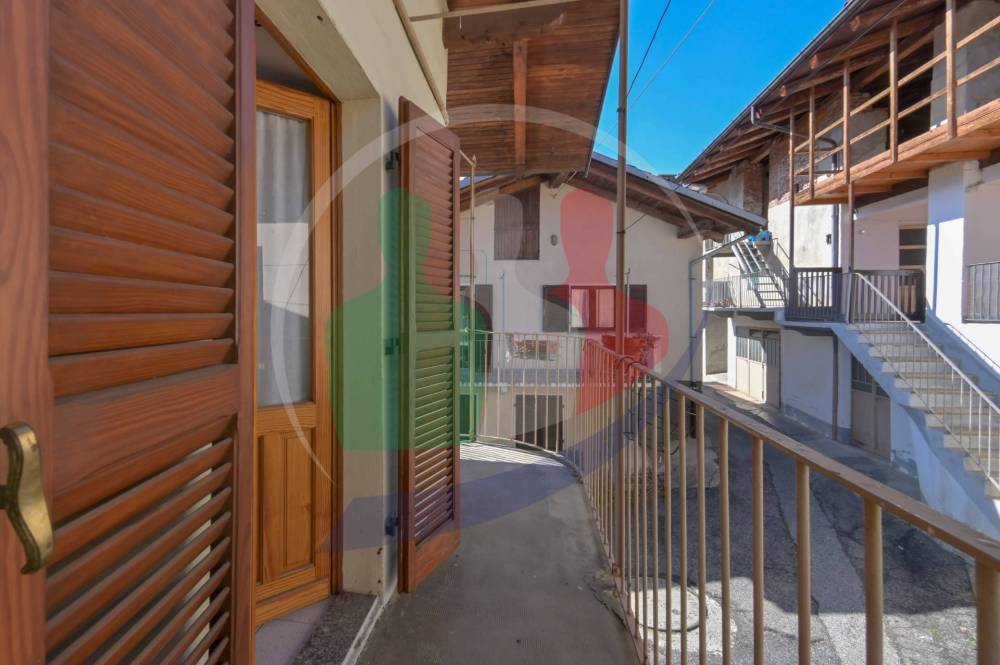 casa indipendente in vendita a Coazze