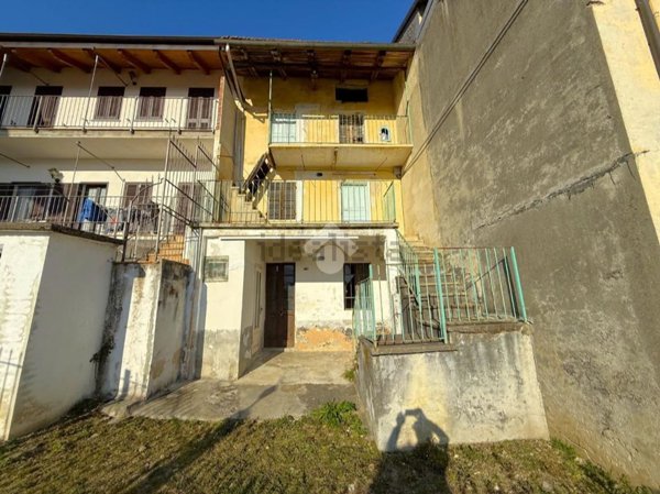 appartamento in vendita a Coazze