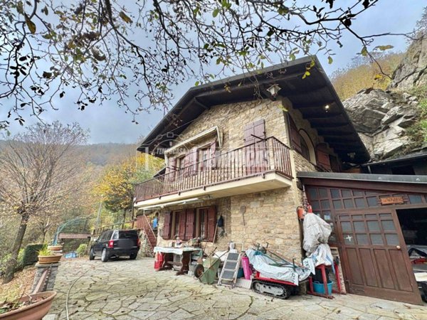 casa indipendente in vendita a Coazze