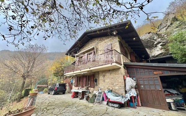 casa indipendente in vendita a Coazze