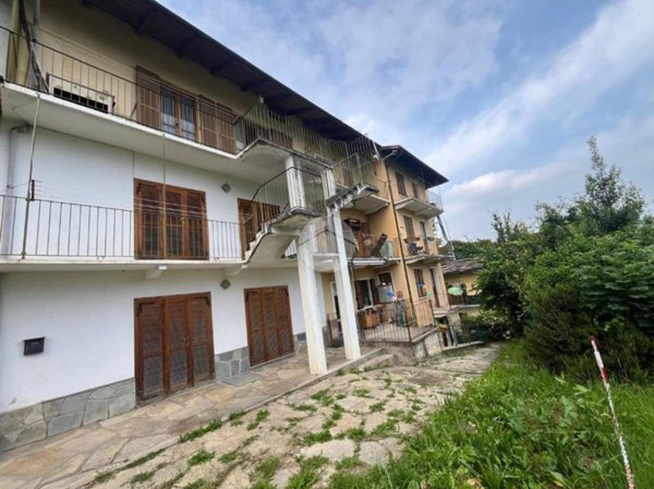 casa semindipendente in vendita a Coazze
